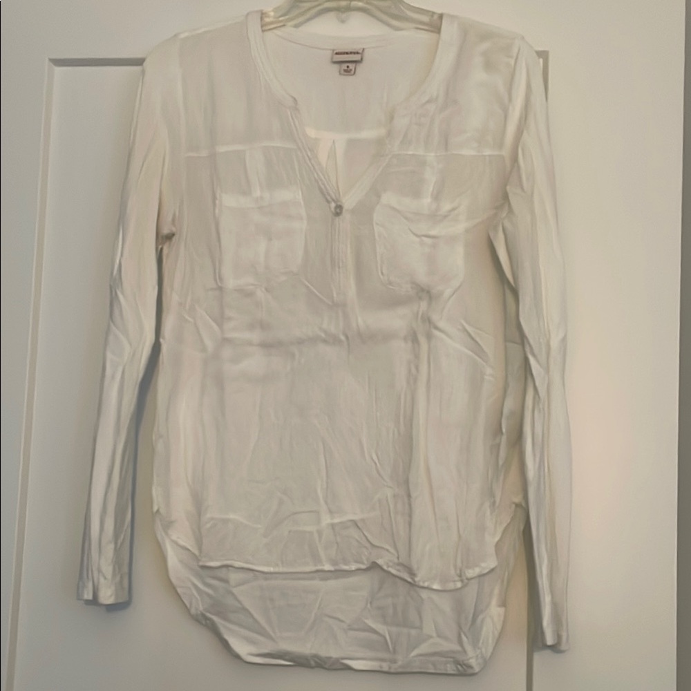 Women's White Long Sleeve Top